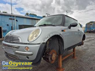 Coche siniestrado Mini Mini Mini One/Cooper (R50), Hatchback, 2001 / 2007 1.6 16V Cooper 2002/8