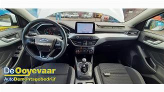 Ford Focus Focus 4 Wagon, Combi, 2018 / 2025 1.0 Ti-VCT EcoBoost 12V 100 picture 2
