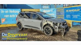 disassembly passenger cars Dacia Jogger Jogger, MPV, 2022 1.6 Hybrid 140 16V 2024/9