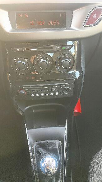 Citroën C3 Citroën C3 PureTech 82 Selection picture 10