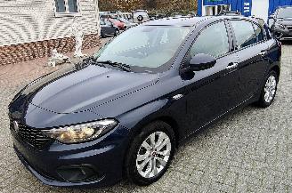  Fiat Tipo Fiat Tipo Lounge 2017/9