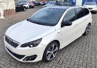 krockskadad bil auto Peugeot 308 Peugeot 308 SW gt line automatiek pano full options 2016/6