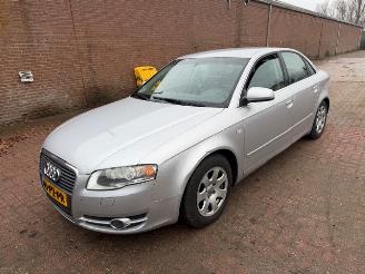 krockskadad bil auto Audi A4  2005/8