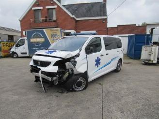 Peugeot Expert AMBULANCE picture 3