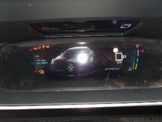 Peugeot 208  picture 18