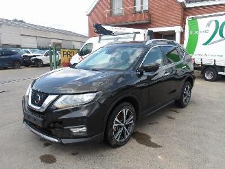 uszkodzony samochody osobowe Nissan X-Trail  2018/6