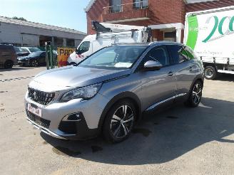 Auto incidentate Peugeot 3008 ALLURE 2020/7