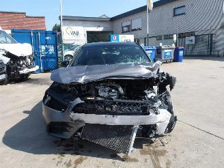 Unfallwagen Mercedes A-klasse  2020/8