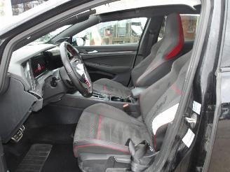 Volkswagen Golf GTI picture 20