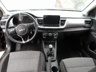 Kia Stonic  picture 15