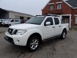 Coche accidentado Nissan Navara  2012/3
