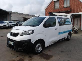 dañado vehículos comerciales Peugeot Expert  2021/9