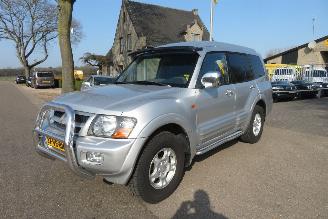 škoda dodávky Mitsubishi Pajero PAJERO 3.2 DI GLS LBHR LONG BODY 4X4 AIRCO 2000/8