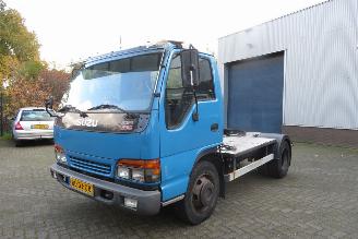 Vaurioauto  commercial vehicles Isuzu  NQR70G-5L TURBO INTERCOOLED TREKKER 2001/5