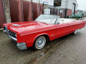 Coche accidentado Chrysler Newport V8 440CI MOTOR CABRIOLET (WAS ORIGINEEL EEN COUPE) 1967/2