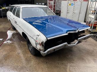 krockskadad bil auto Ford USA  Ranche wagon 500 V8 1971/1