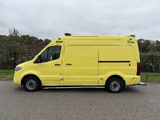 Mercedes Sprinter 319 CDI V6 EX AMBULANCE picture 4