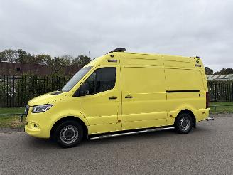 Mercedes Sprinter 319 CDI V6 EX AMBULANCE picture 3