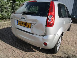 Ford Fiesta 1.4 16V Airco Radio/CD picture 7