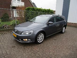 Schadeauto Volkswagen Passat 1.4 TSI Automaat High-Line 2014/8