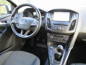 Ford Focus 1.0 Titanium Navi Clima 6-Bak picture 12