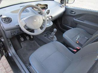 Renault Twingo Airco Radio/CD 110.000 KM picture 16