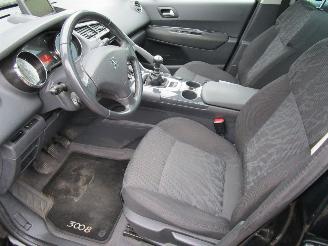 Peugeot 3008 1.6 Navi Clima Panodak 6-Bak picture 9