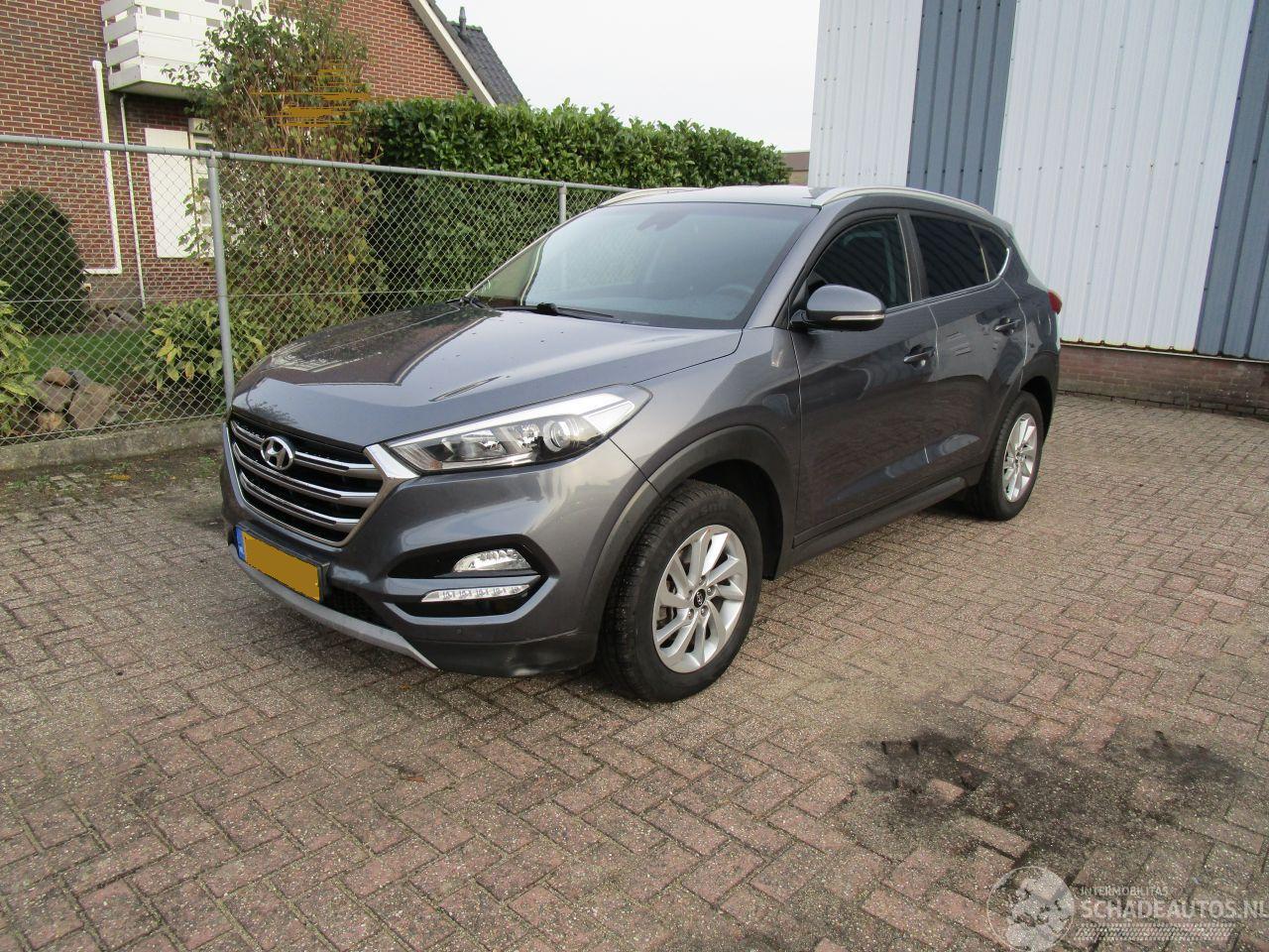Hyundai Tucson 1.6 Navi Clima 6-Bak