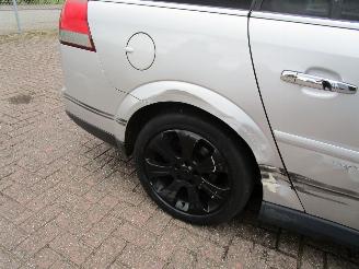 Opel Vectra 1.8 Leder Navi Clima picture 6