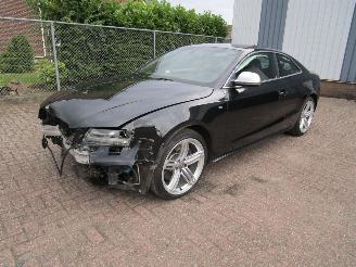 krockskadad bil auto Audi S5 4.2 V8 Navi Clima 2009/5
