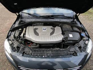 Volvo V-60 2.4 D6 AWD Hybride Schadevrij picture 5
