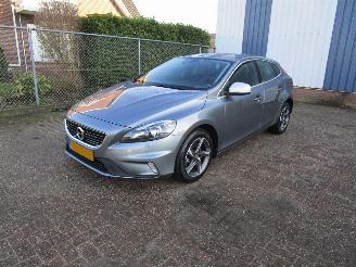 skadebil auto Volvo V-40 1.5 T2 Automaat R-Design Camera Navi 161.000 KM 2016/11