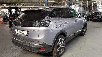 krockskadad bil auto Peugeot 3008 1.6 16V HYBRID 225 MPV  BENZ 1.598CC 165KW 224pk 2021/2
