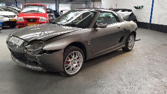 Coche accidentado MG TF 1.8 135 VVC 16V CABRIO  BENZ 1.796CC 100KW 136PK 2004/10