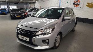 uszkodzony samochody osobowe Mitsubishi Space-star 1.2 12V HATC.  BENZ 1.193CC 52KW 71PK 2021/11