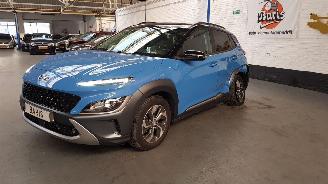 Voiture accidenté Hyundai Kona 1.6 GDi HEV 16V SUV AUT  ELEKTRISCH BENZ 1.580CC 104KW 141 PK 2021/11