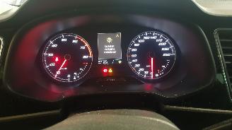 Seat Leon 1.0 TSI 12V  4DRS BENZ 999CC 85KW 116PK picture 12