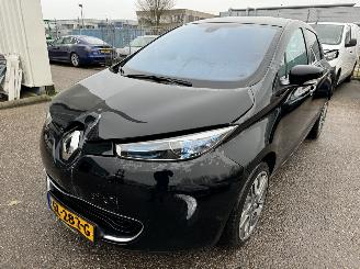 skadebil auto Renault Zoé Q210 ZEN QUICK CHARGE 22KW) 2015/6