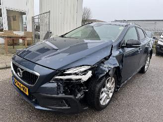 Coche accidentado Volvo V-40 CROSS COUNTRY 1.5 T3 AUTOMAAT BJ 2019 2019/11