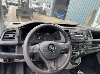 Volkswagen Transporter 2.0 TDI L2 DC 150 PK BJ 2016 ! picture 13