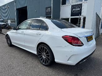 krockskadad bil auto Mercedes C-klasse 200 d Premium Plus Pack Automaat 2019/6