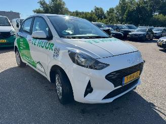 krockskadad bil auto Hyundai I-10 1.0 Comfort 5-zits 2023/7