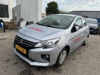 uszkodzony samochody osobowe Mitsubishi Space-star 1.0 Cool+ 2020/11