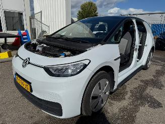 uszkodzony samochody osobowe Volkswagen ID.3 Life 58 AUTOMAAT kWh BJ 2020 80.590 KM 2020/12