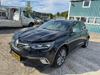 uszkodzony samochody osobowe Renault Mégane 1.2 TCe GT-Line 2016/9