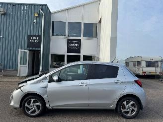 Toyota Yaris 1.5 Hybrid Lease picture 2