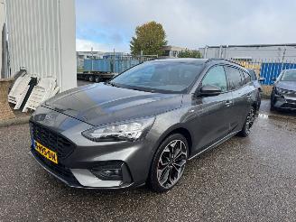 Schadeauto Ford Focus Wagon 1.5 EcoBoost ST Line Business AUTOMAAT 2020/1