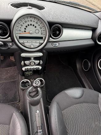 Mini Mini Clubman 1.6 Cooper D Chili picture 16