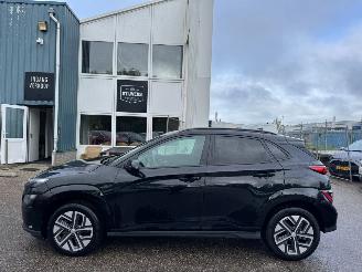 Hyundai Kona EV Fashion 39 kWh AUTOMAAT picture 2