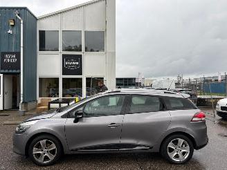 Renault Clio Estate 0.9 TCe Expression picture 2